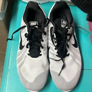 nike women’s size 10. Gently used good condition